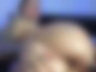 HornyLindzay's Live Sex Cam Show