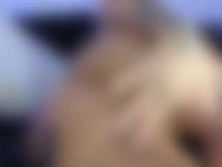 HornyLindzay's Live Sex Cam Show
