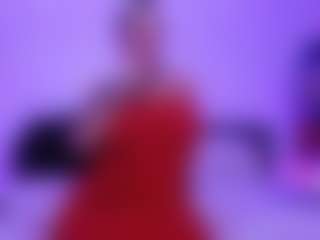 HornyLindzay's Live Sex Cam Show