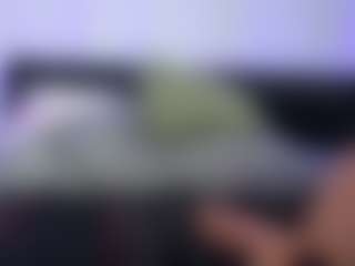 HornyLindzay's Live Sex Cam Show