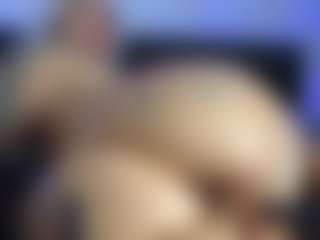 HornyLindzay's Live Sex Cam Show