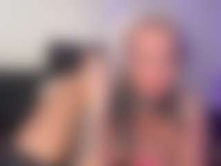 HornyLindzay's Live Sex Cam Show
