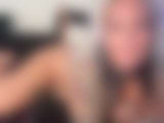 HornyLindzay's Live Sex Cam Show
