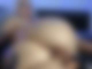 HornyLindzay's Live Sex Cam Show
