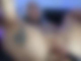 HornyLindzay's Live Sex Cam Show