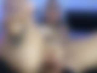 HornyLindzay's Live Sex Cam Show
