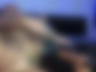 HornyLindzay's Live Sex Cam Show