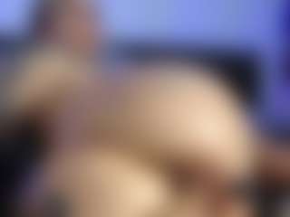 Live cam show with HornyLindzay - Strip on Camsoda