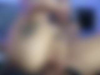 HornyLindzay's Live Sex Cam Show