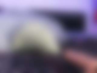 HornyLindzay's Live Sex Cam Show