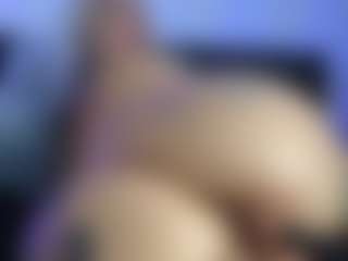 Show Live Sex Cam HornyLindzay