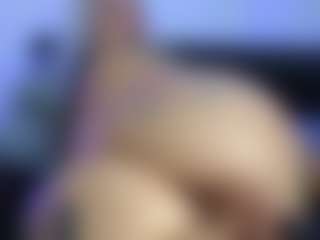 Live cam show with HornyLindzay - Pornstar College on Camsoda