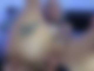 HornyLindzay's Live Sex Cam Show