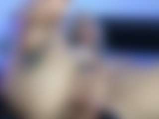 Live cam show with HornyLindzay - Shorthair on Camsoda