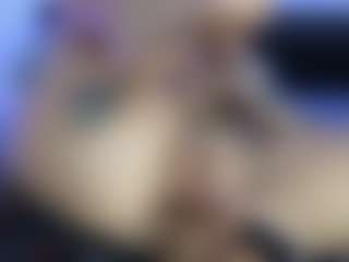 HornyLindzay's Live Sex Cam Show
