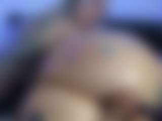Hornylindzay