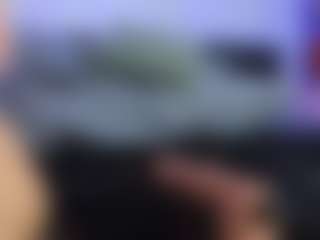 HornyLindzay's Live Sex Cam Show