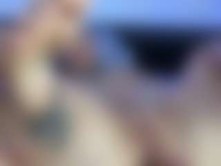 HornyLindzay's Live Sex Cam Show