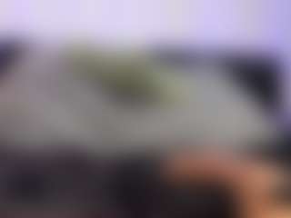 HornyLindzay's Live Sex Cam Show