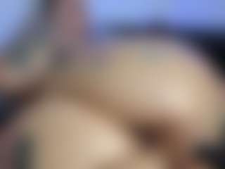 HornyLindzay's Live Sex Cam Show