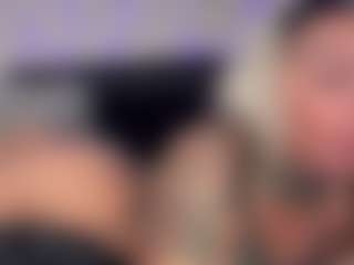 HornyLindzay's Live Sex Cam Show