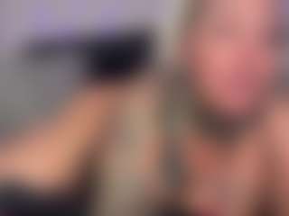 Hornylindzay