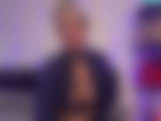 HornyLindzay's Live Sex Cam Show