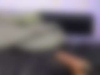 HornyLindzay's Live Sex Cam Show