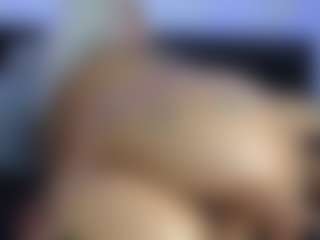 HornyLindzay's Live Sex Cam Show