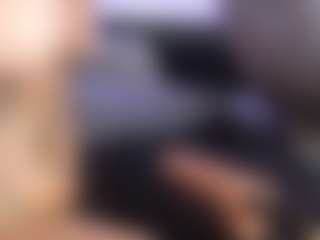 HornyLindzay's Live Sex Cam Show