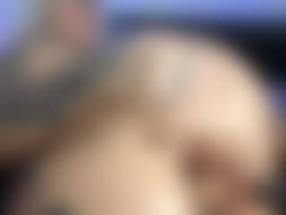HornyLindzay's Live Sex Cam Show