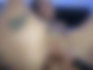 HornyLindzay's Live Sex Cam Show