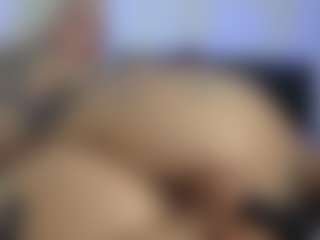 HornyLindzay's Live Sex Cam Show