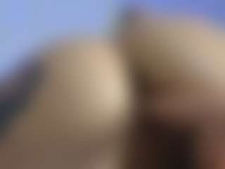 HornyLindzay's Live Sex Cam Show