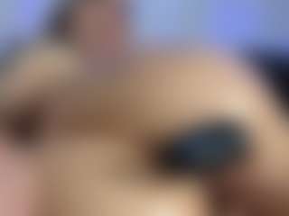 HornyLindzay's Live Sex Cam Show