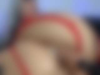 HornyLindzay's Live Sex Cam Show