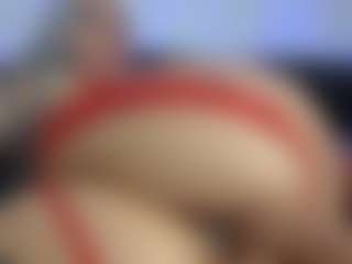 Live cam show with HornyLindzay - Lingerie on Latina Girls