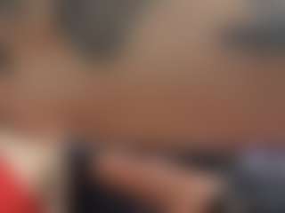 HornyLindzay's Live Sex Cam Show