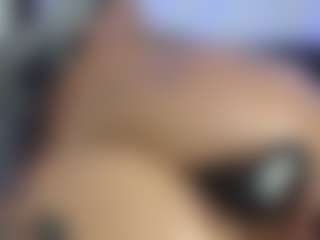 HornyLindzay's Live Sex Cam Show