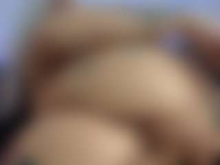 HornyLindzay's Live Sex Cam Show