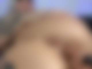 HornyLindzay's Live Sex Cam Show