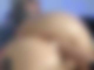 HornyLindzay's Live Sex Cam Show