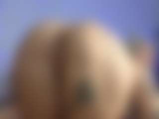 Эротическая трансляция с HornyLindzay — Tanlines на Camsoda