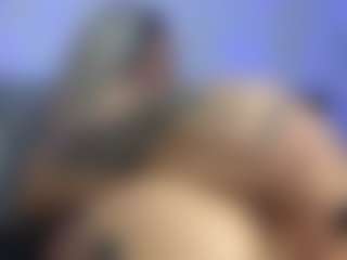 HornyLindzay's Live Sex Cam Show