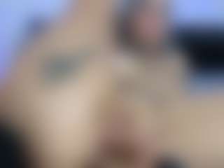 HornyLindzay's Live Sex Cam Show