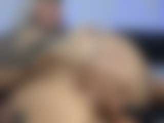 HornyLindzay's Live Sex Cam Show