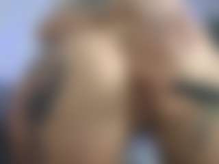 HornyLindzay's Live Sex Cam Show