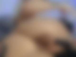 HornyLindzay's Live Sex Cam Show