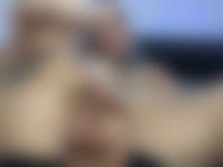 HornyLindzay's Live Sex Cam Show