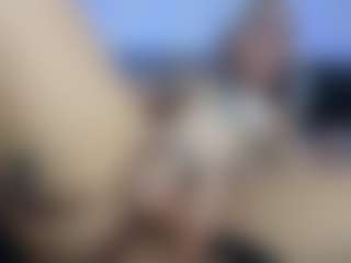 HornyLindzay's Live Sex Cam Show